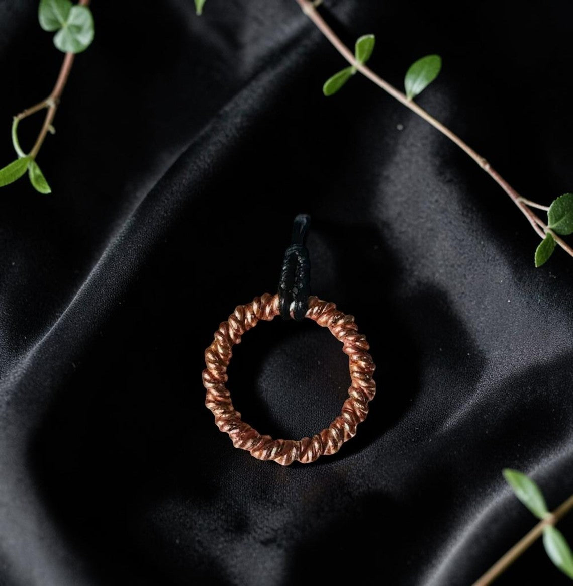 Mặt dây chuyền Triskelion bằng đồng 144MHz 177MHz của abusta.viking, chế tác thủ công từ đồng nguyên chất, công cụ năng lượng hình học thiêng liêng.