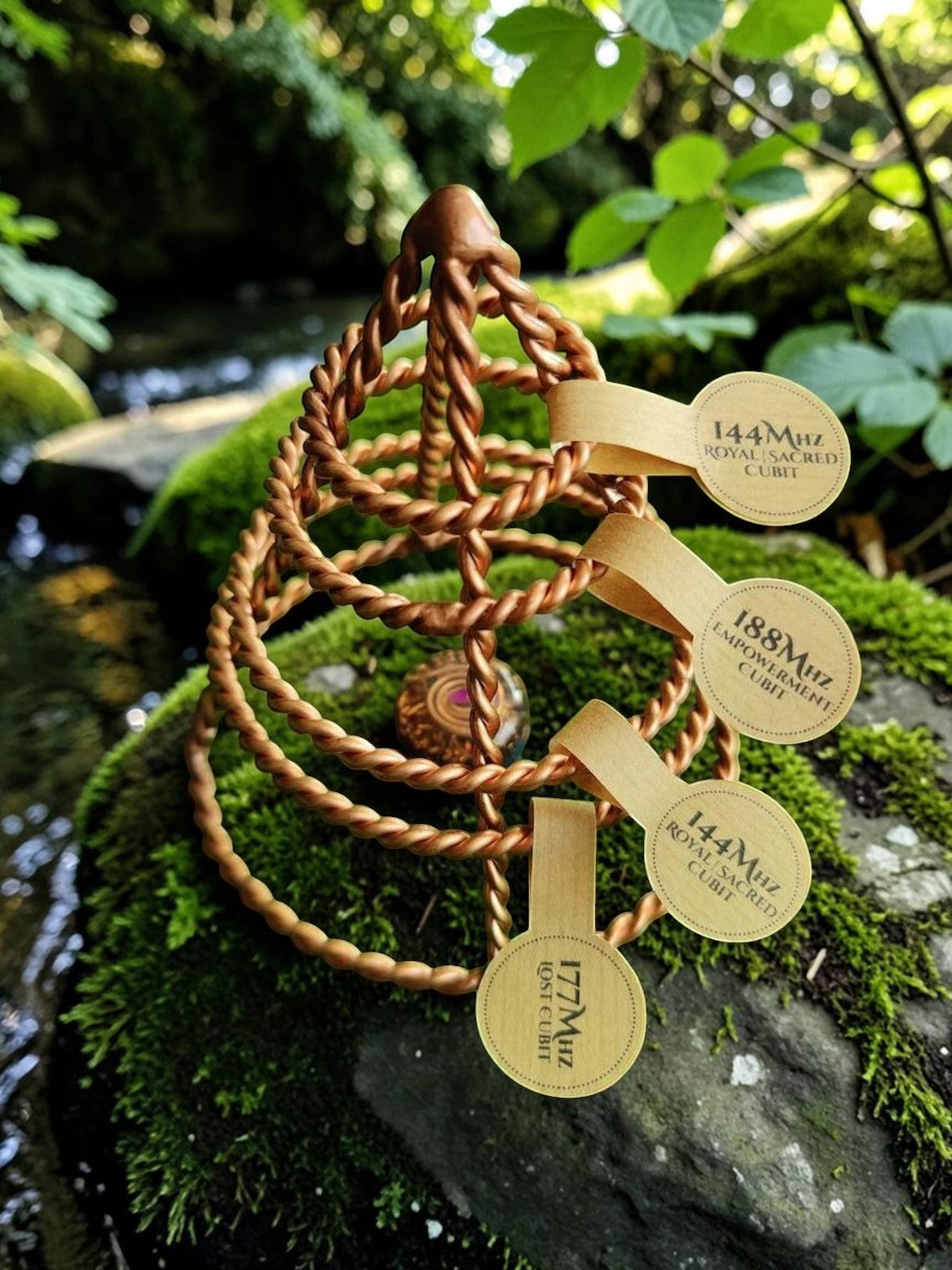 Cuộn năng lượng Acu Vac bằng đồng nguyên chất thủ công, dụng cụ năng lượng hình học thiêng liêng, hỗ trợ trị liệu và cân bằng năng lượng.