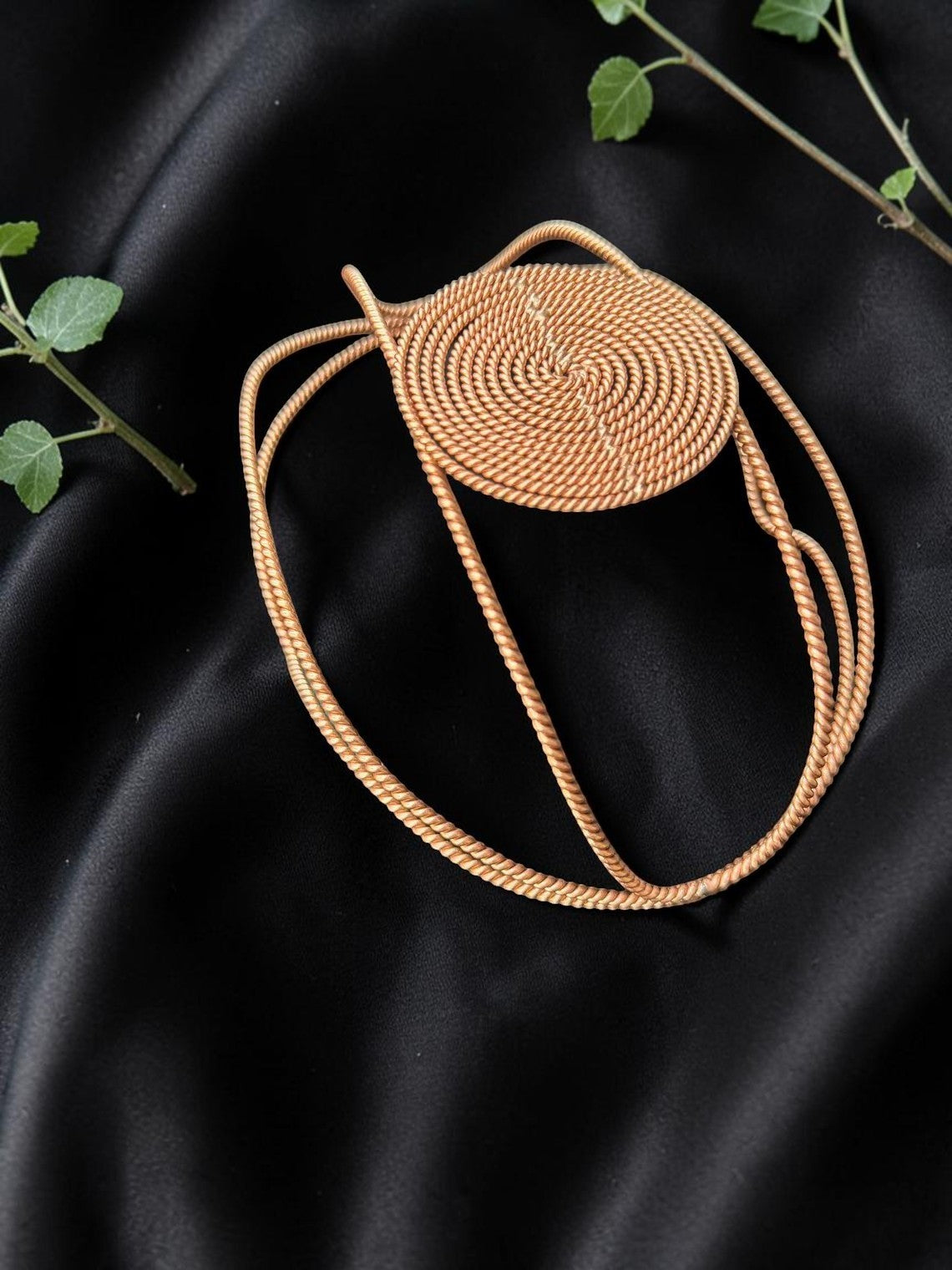 Mặt dây chuyền Merkaba Harmonizer bằng đồng nguyên chất thủ công của abusta.viking, công cụ năng lượng hình học thiêng liêng.