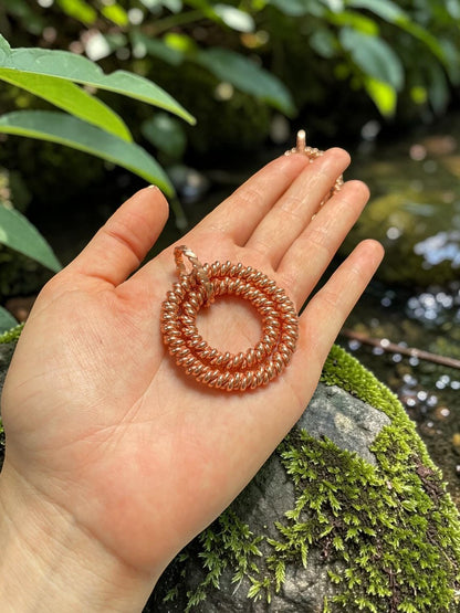 abusta.viking Red Copper Tensor Harmonizer Torus, vòng năng lượng hình học thiêng liêng thủ công tinh xảo.