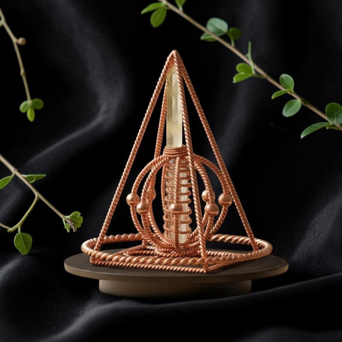 Abusta Viking Ankh Sacred Tensor bằng đồng nguyên chất thủ công, công cụ năng lượng hình học thiêng liêng, dùng cho thiền định và không gian tâm linh.