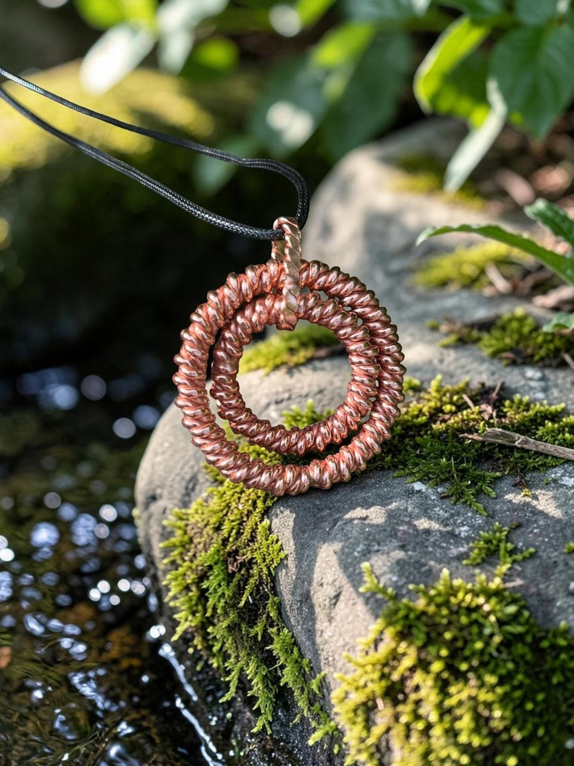 abusta.viking Red Copper Tensor Harmonizer Torus, vòng năng lượng hình học thiêng liêng bằng đồng nguyên chất thủ công.