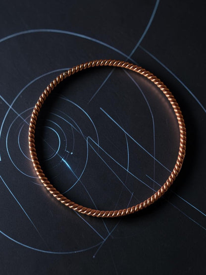 Vòng cổ orgonite hình torus bằng đồng nguyên chất thủ công của abusta.viking, thiết kế hình học thiêng liêng, công cụ năng lượng.