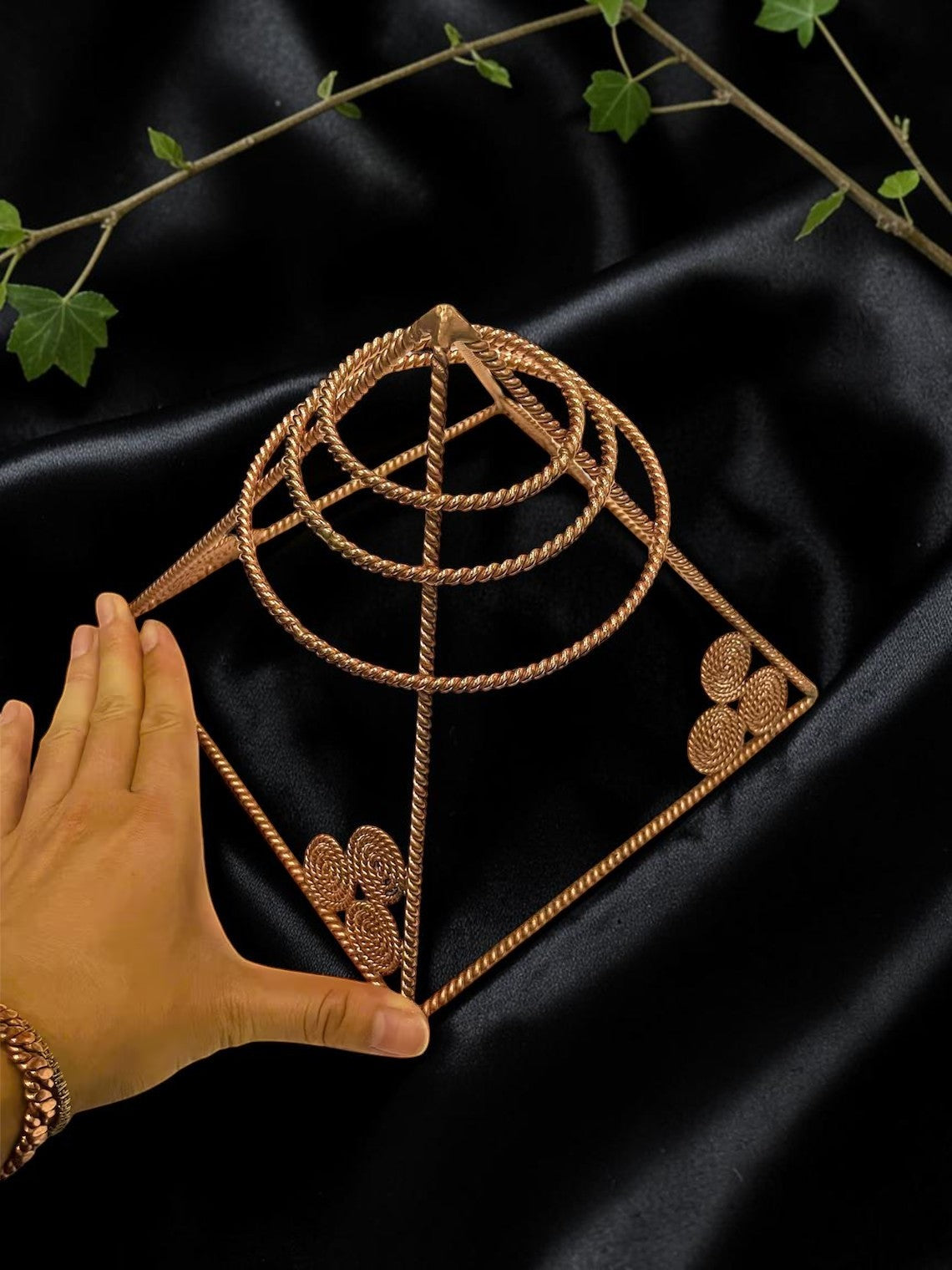 Đĩa orgone cầm tay bằng đồng nguyên chất 177MHz của abusta.viking, dụng cụ năng lượng hình học thiêng liêng, thủ công tinh xảo.