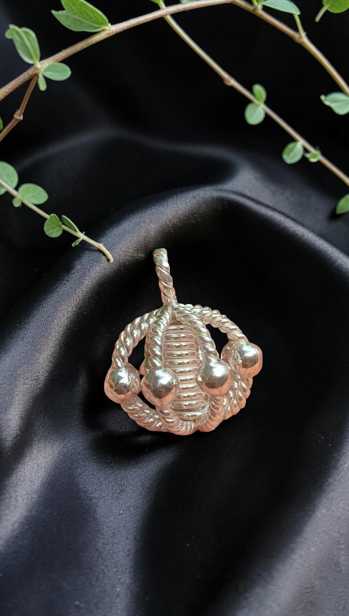 abusta.viking Nhẫn đồng Tensor Ring với hạt, công cụ năng lượng hình học thiêng liêng làm thủ công từ đồng nguyên chất.