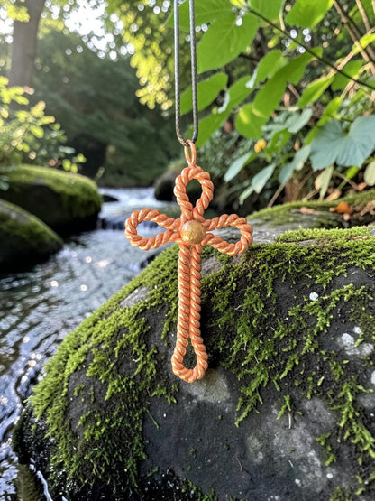 Mặt dây chuyền abusta.viking hình chữ thập bằng đồng xoắn, chế tác thủ công tinh xảo, năng lượng tinh tế.