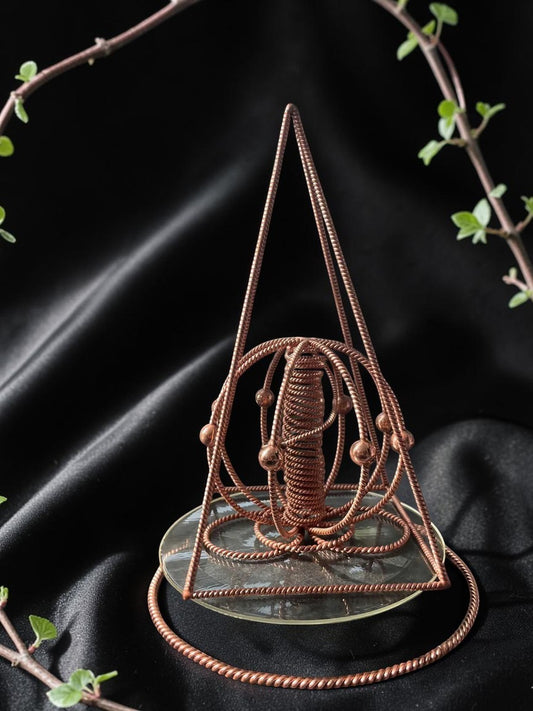 Vòng tay năng lượng xoắn kép abusta.viking làm từ đồng nguyên chất, thiết kế hình học thiêng liêng.