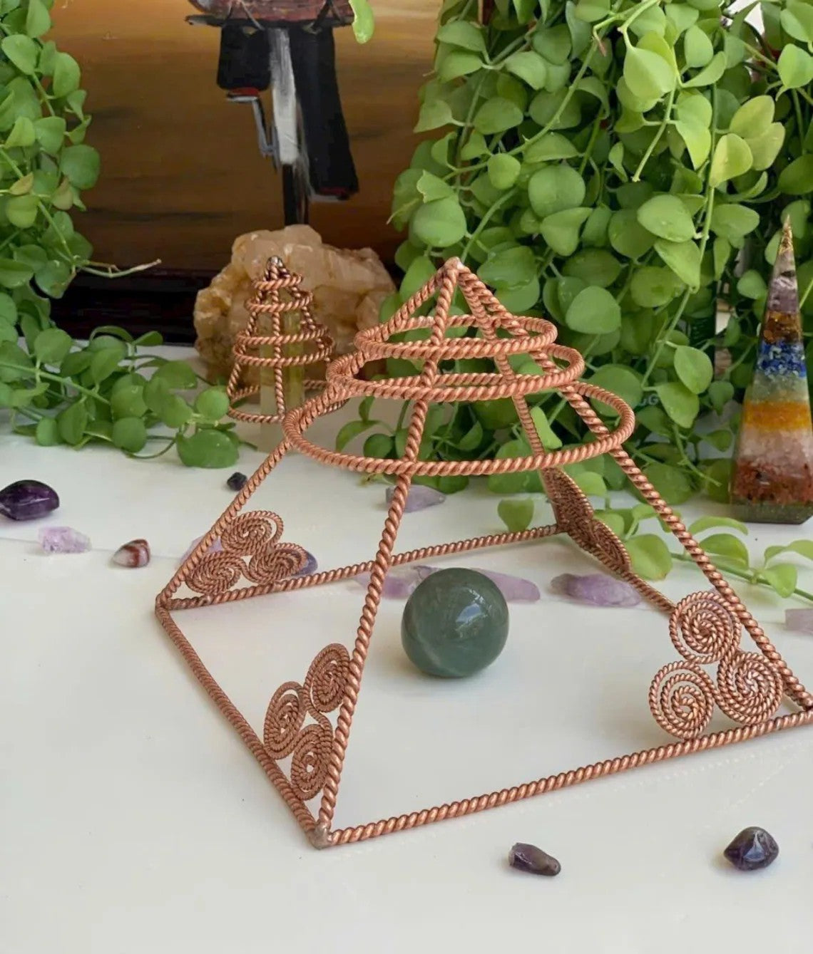 Đĩa orgone cầm tay bằng đồng nguyên chất 99.9% với bộ cộng hưởng tần số 177MHz, công cụ năng lượng hình học thiêng liêng thủ công.